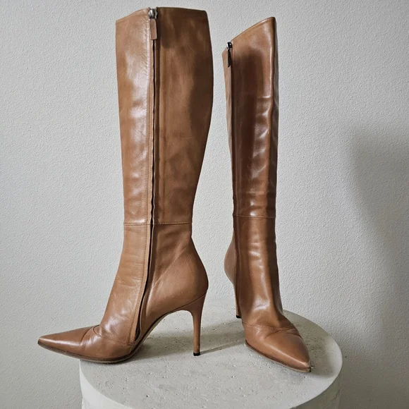 Gucci leather knee high boots - Picture 2 of 16